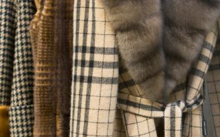Υφασμάτινα Παλτό με Γούνα